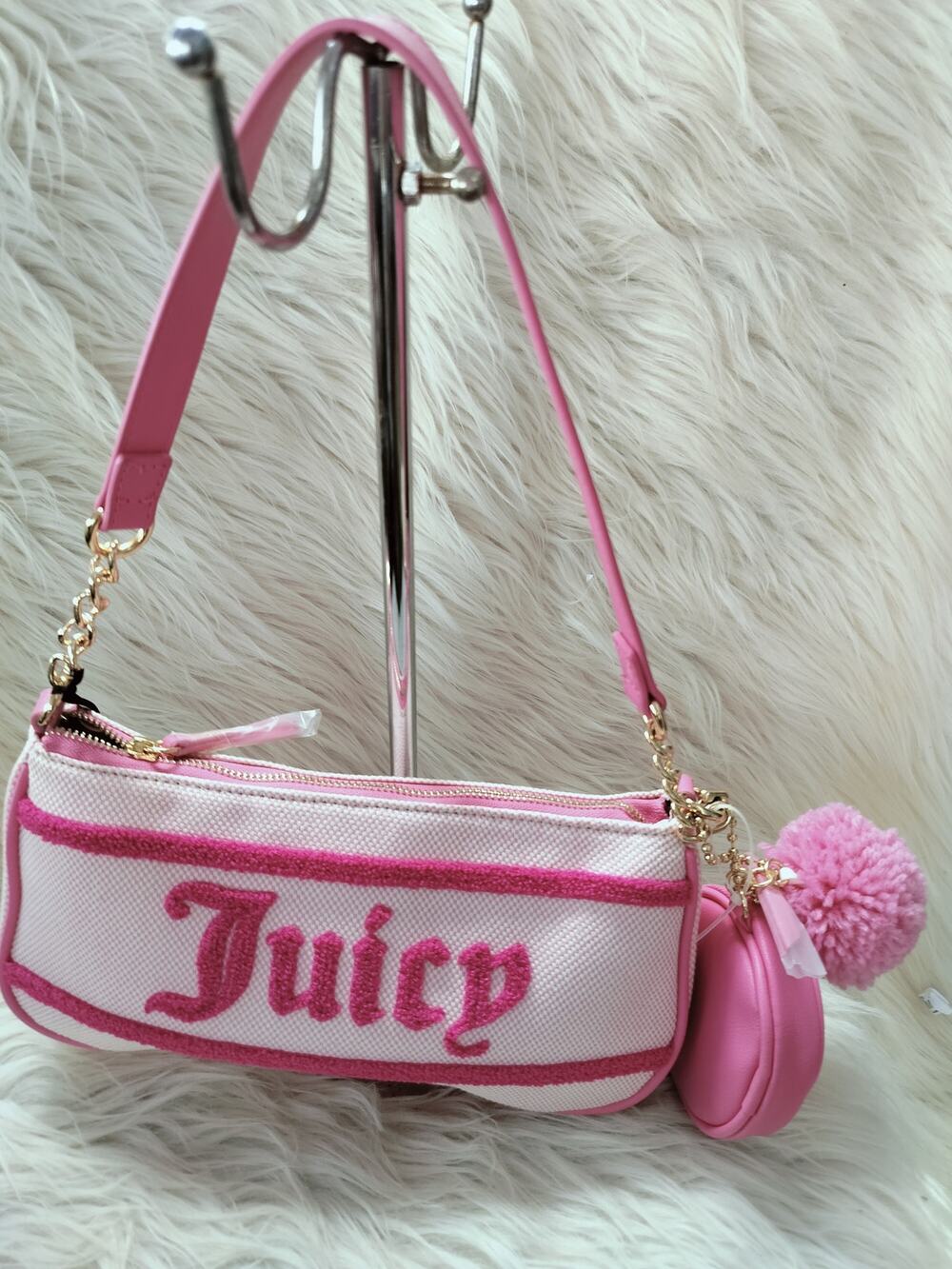 5884) Juicy Couture Pink Resort Chenille Barrel Shoulder Bag with Coin Purse
